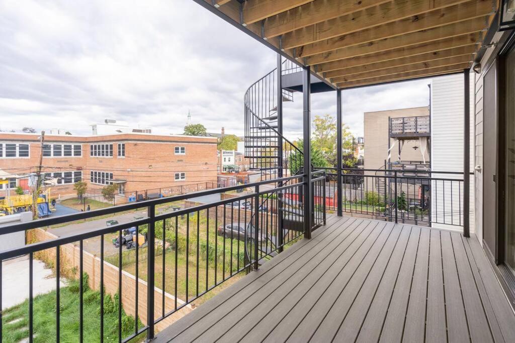 Capitol View 3 Penthouse With Rooftop ワシントン エクステリア 写真